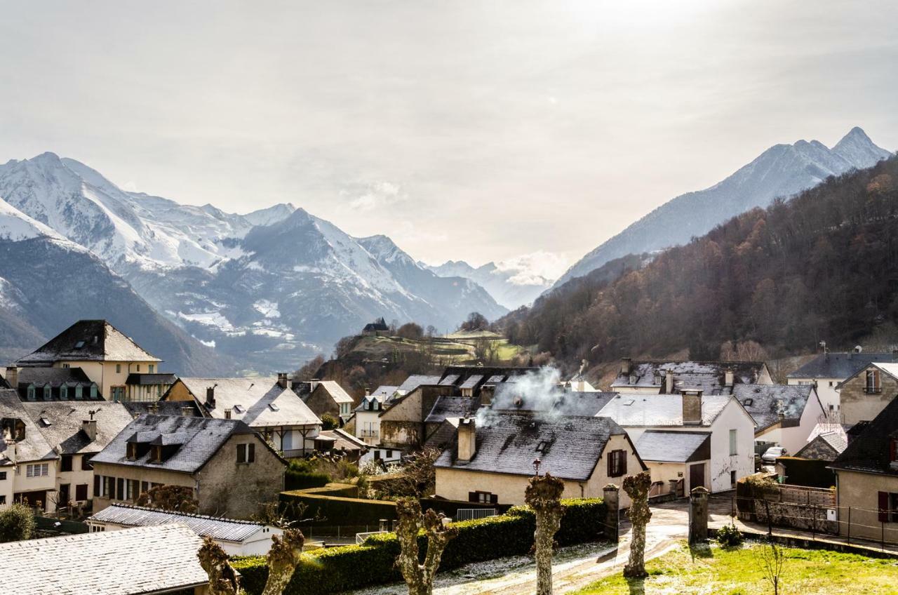 Pyrenees Cycling Lodge Saint-Savin  Exteriör bild